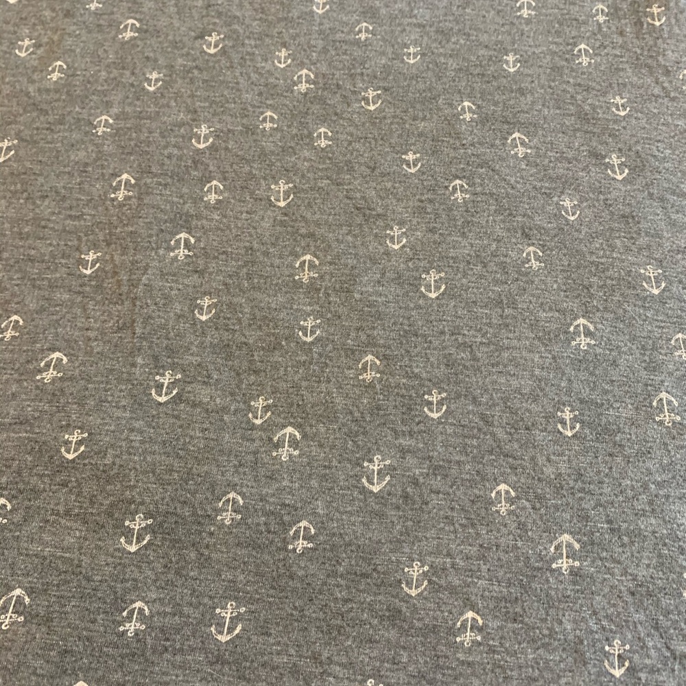 Plus tee - Picture 2 of 6